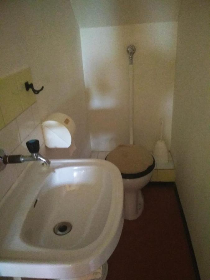 Vadkacsa Apartmanhaz Medencevel Zamárdi Eksteriør billede