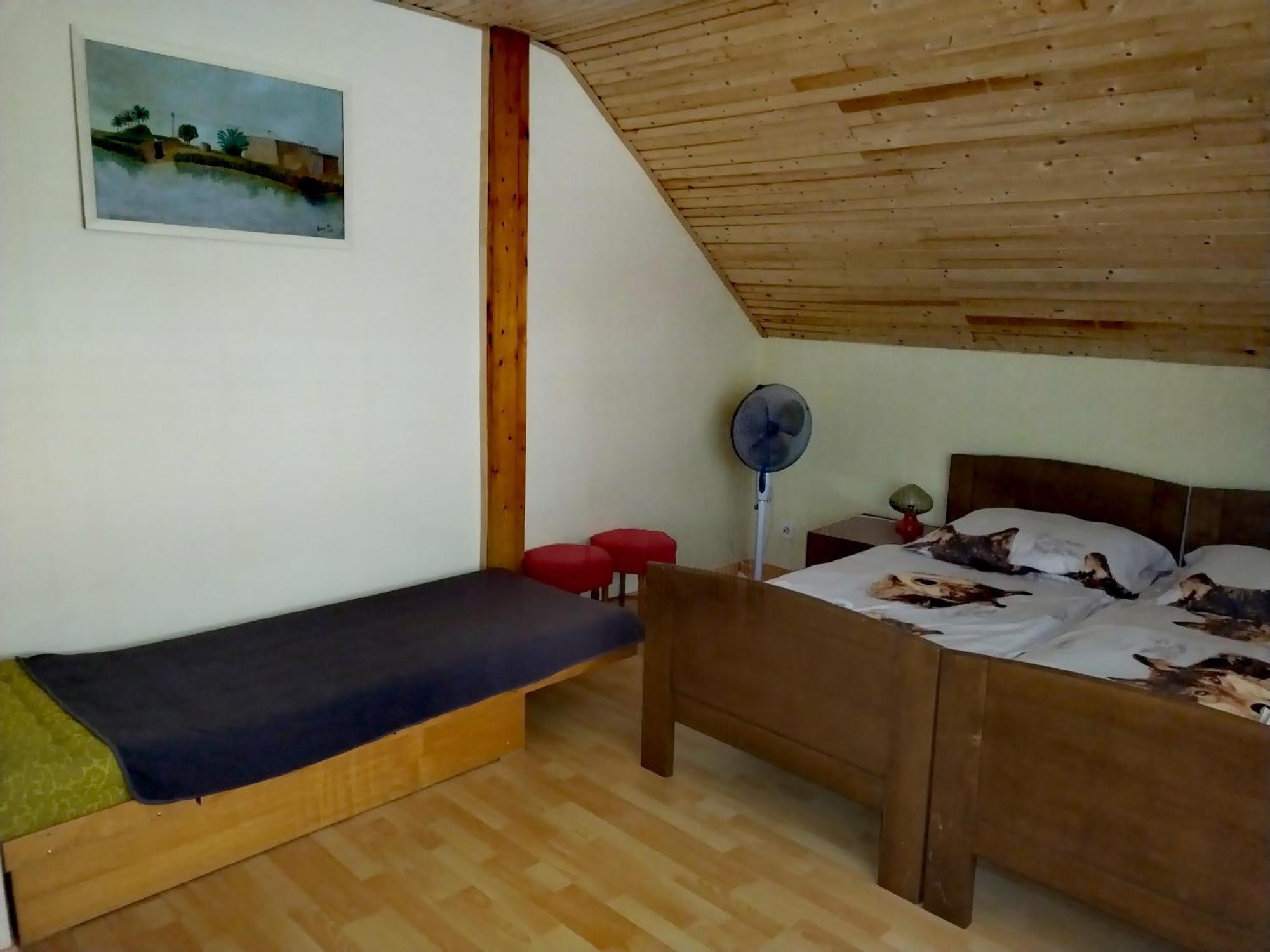 Vadkacsa Apartmanhaz Medencevel Zamárdi Eksteriør billede
